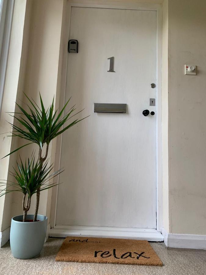 Cosy Studio Apartment Waterlooville Eksteriør bilde